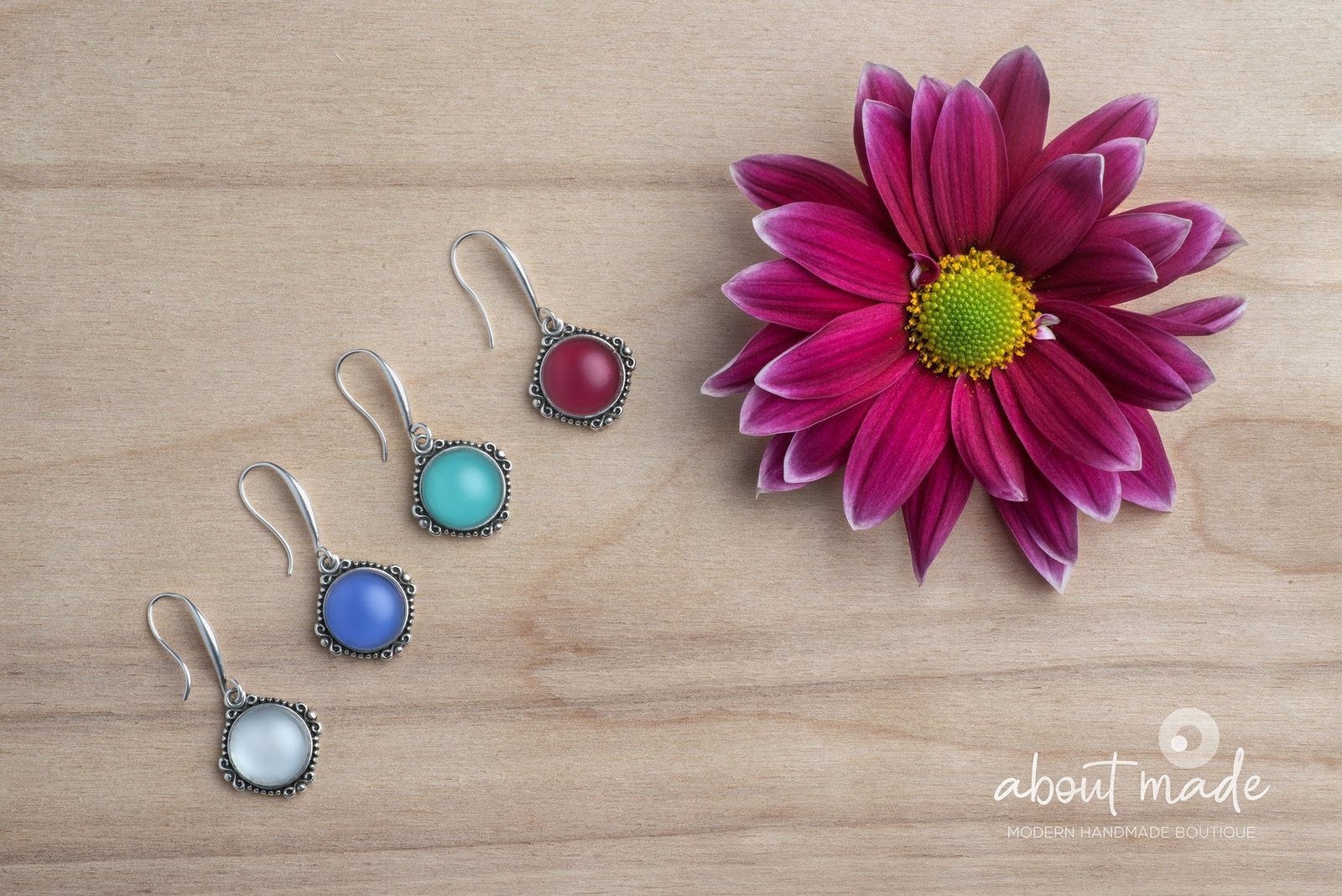 Vintage Earrings 4 colours